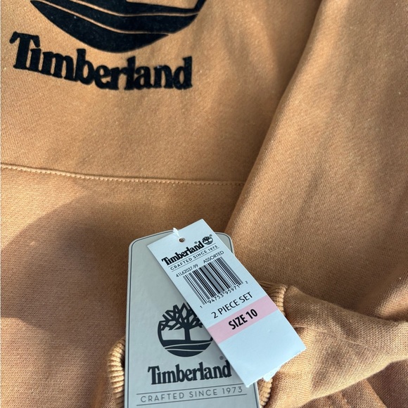 Brand new Gold & Black Timberland 2 piece sweatsuit size 10 kids - Picture 3 of 6